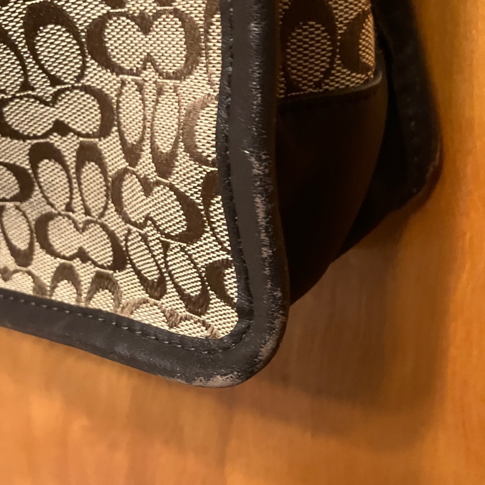 COACH. BROWN AND TAN BUSINESS CANVAS BRIEFCASE WITH LEATHER TRIM. AUTHENTIC. EUC - Picture 15 of 16